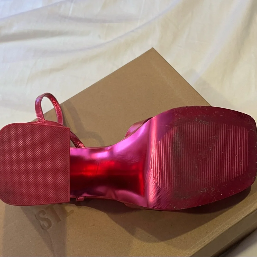 Hot pink platform Steve Madden heel - Picture 4 of 4